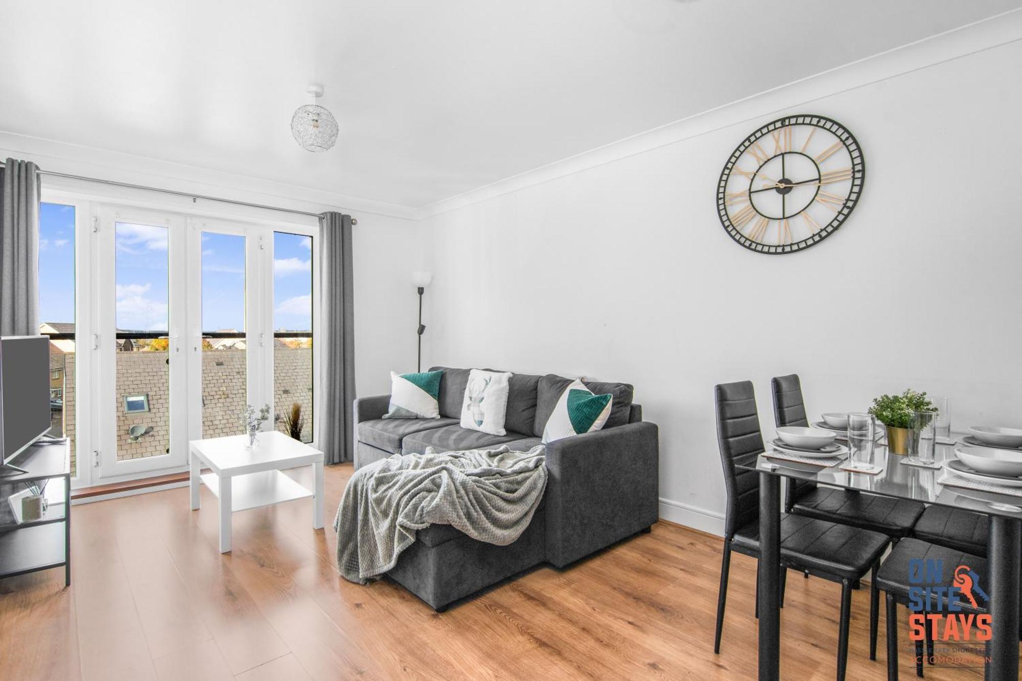 Onsitestays - Cosy 2-Bedroom Apartment With Free Parking, Wi-Fi & London Links Northfleet Екстериор снимка