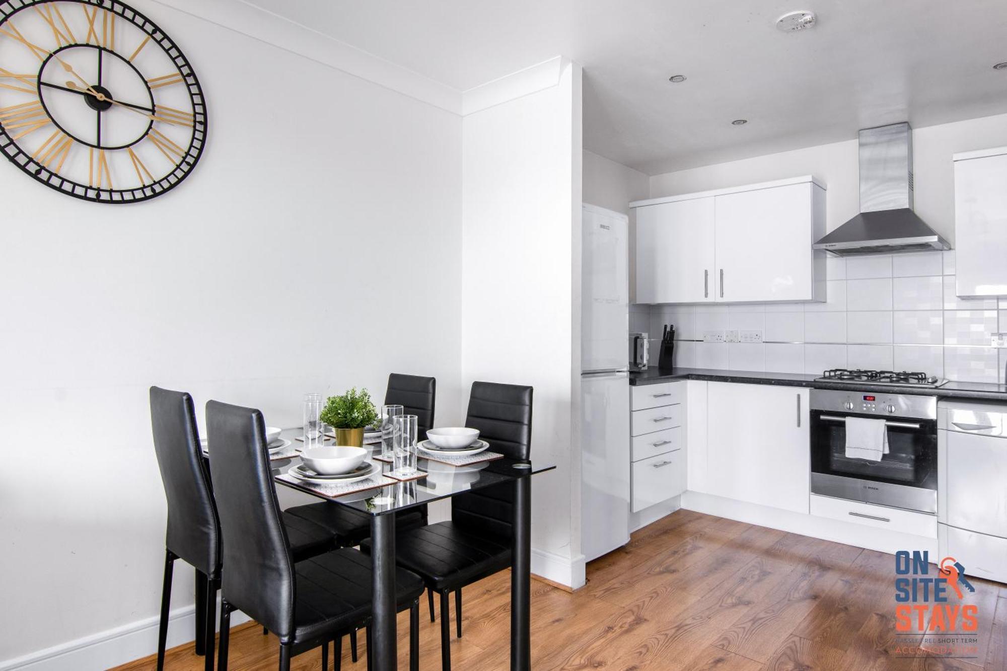 Onsitestays - Cosy 2-Bedroom Apartment With Free Parking, Wi-Fi & London Links Northfleet Екстериор снимка