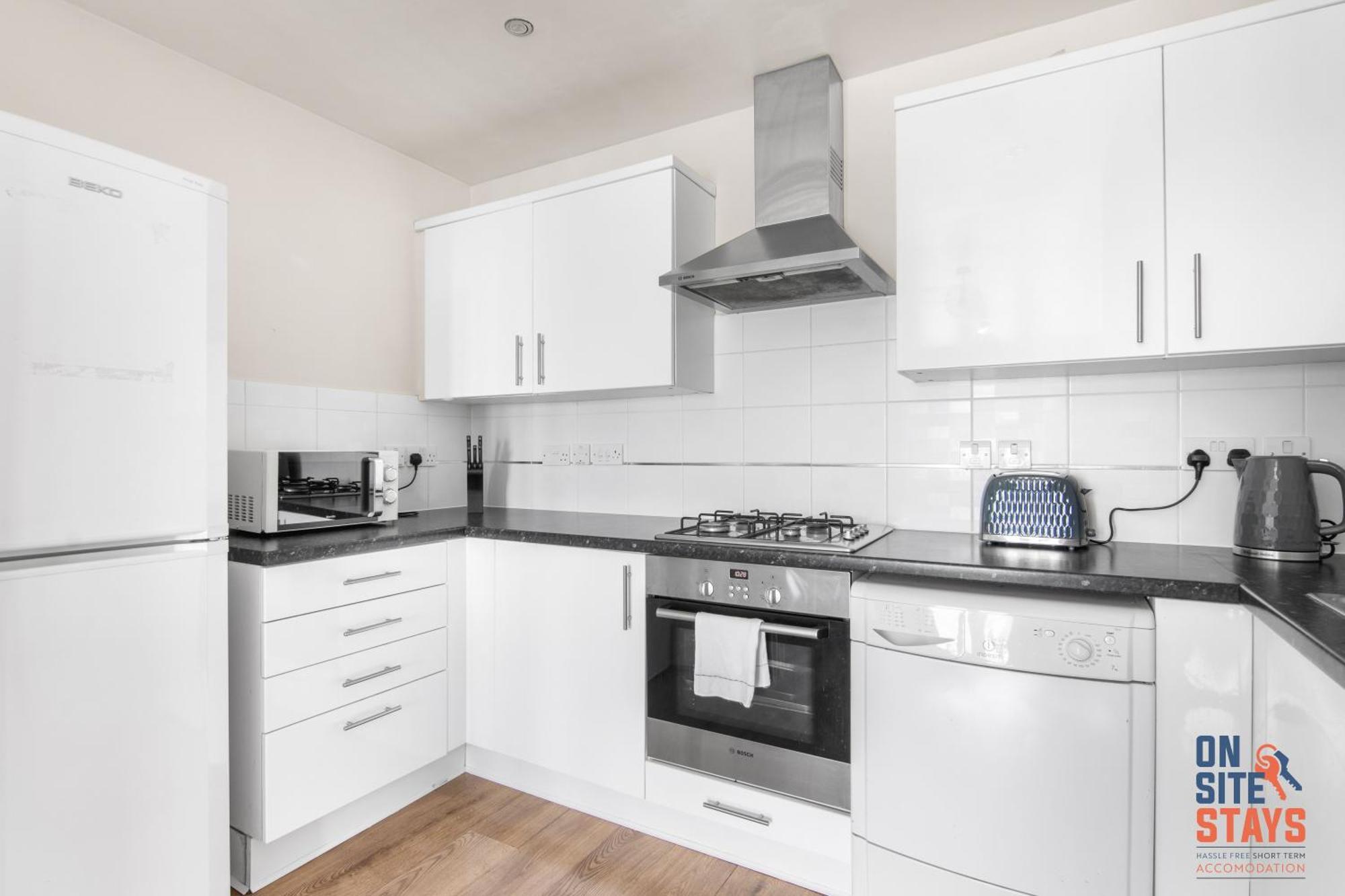 Onsitestays - Cosy 2-Bedroom Apartment With Free Parking, Wi-Fi & London Links Northfleet Екстериор снимка